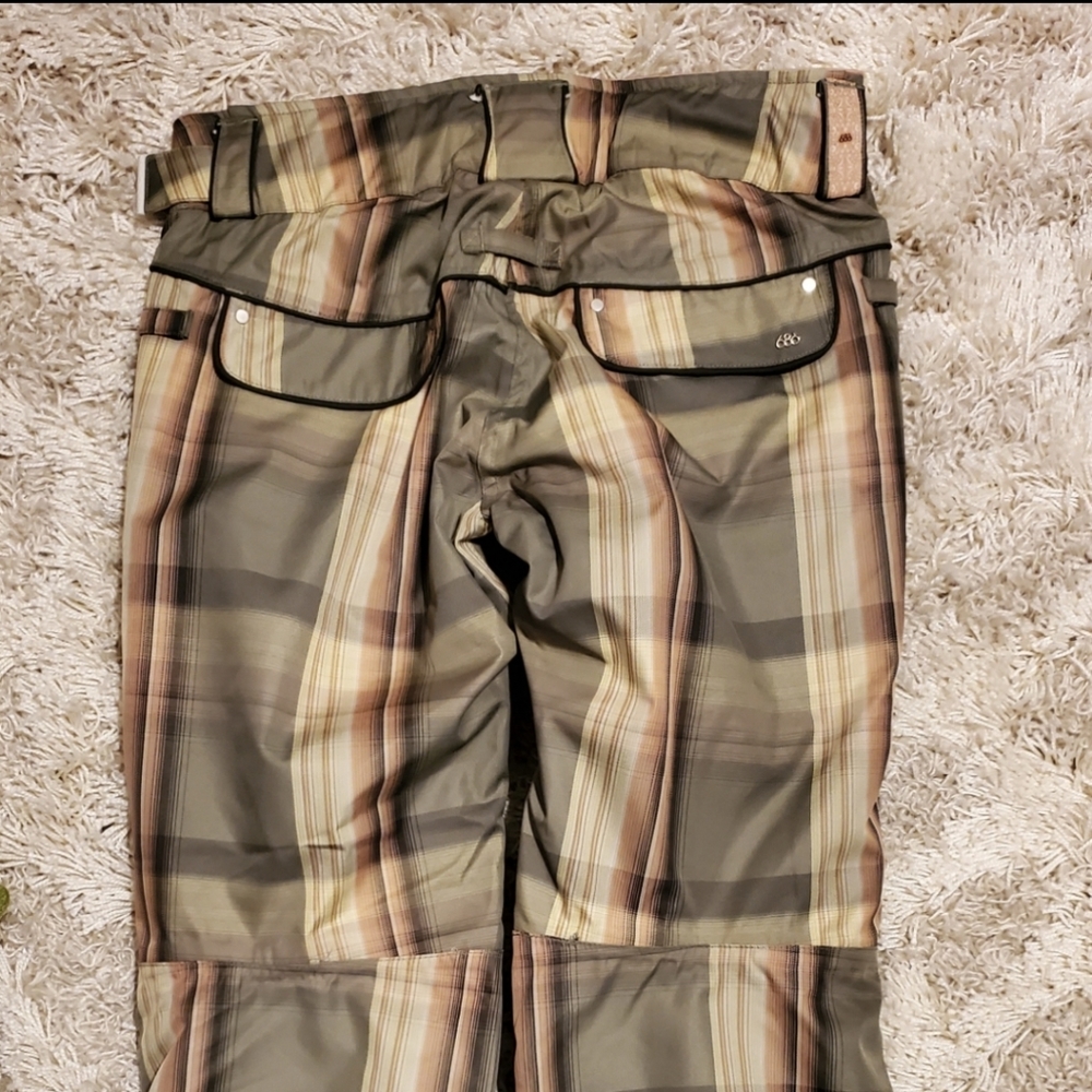 686 Women's Ski Snowboard Pants